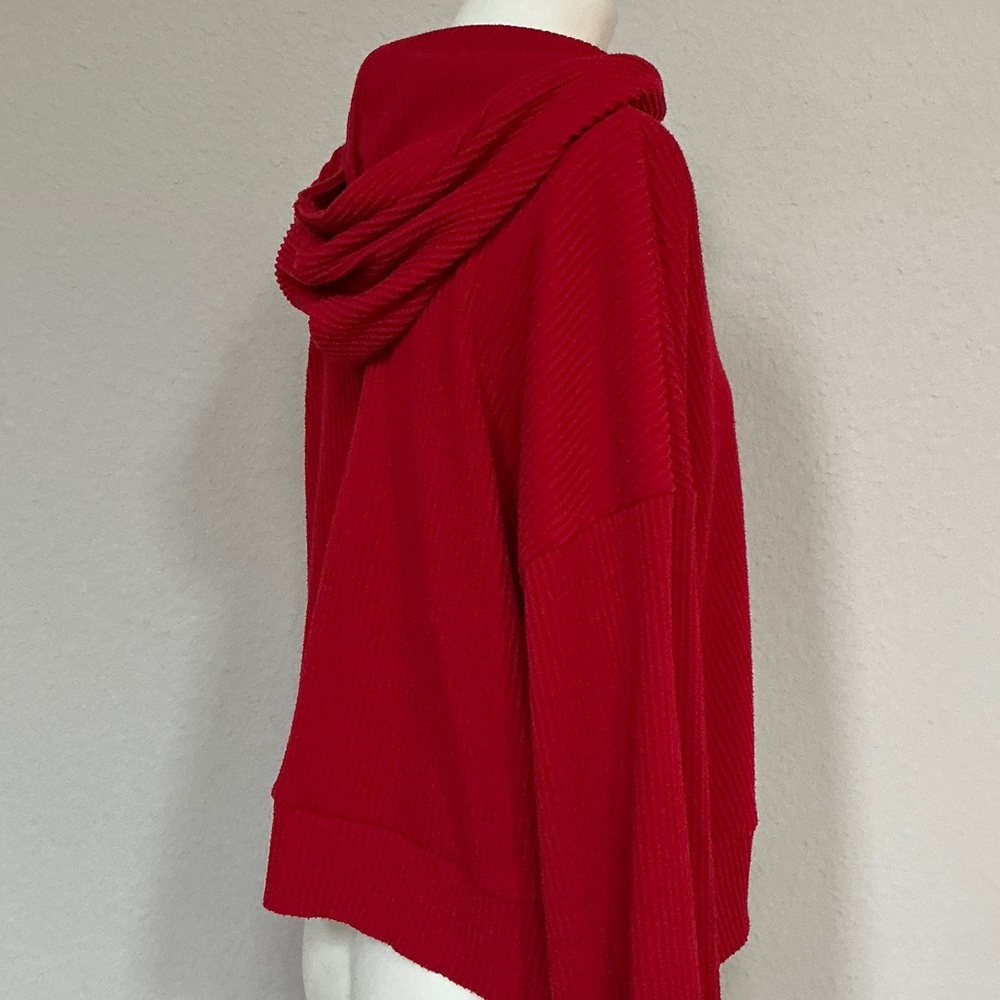 ALO YOGA Muse Rib Knit Hooded Sweatshirt In Scarlet Red - Picture 8 of 11